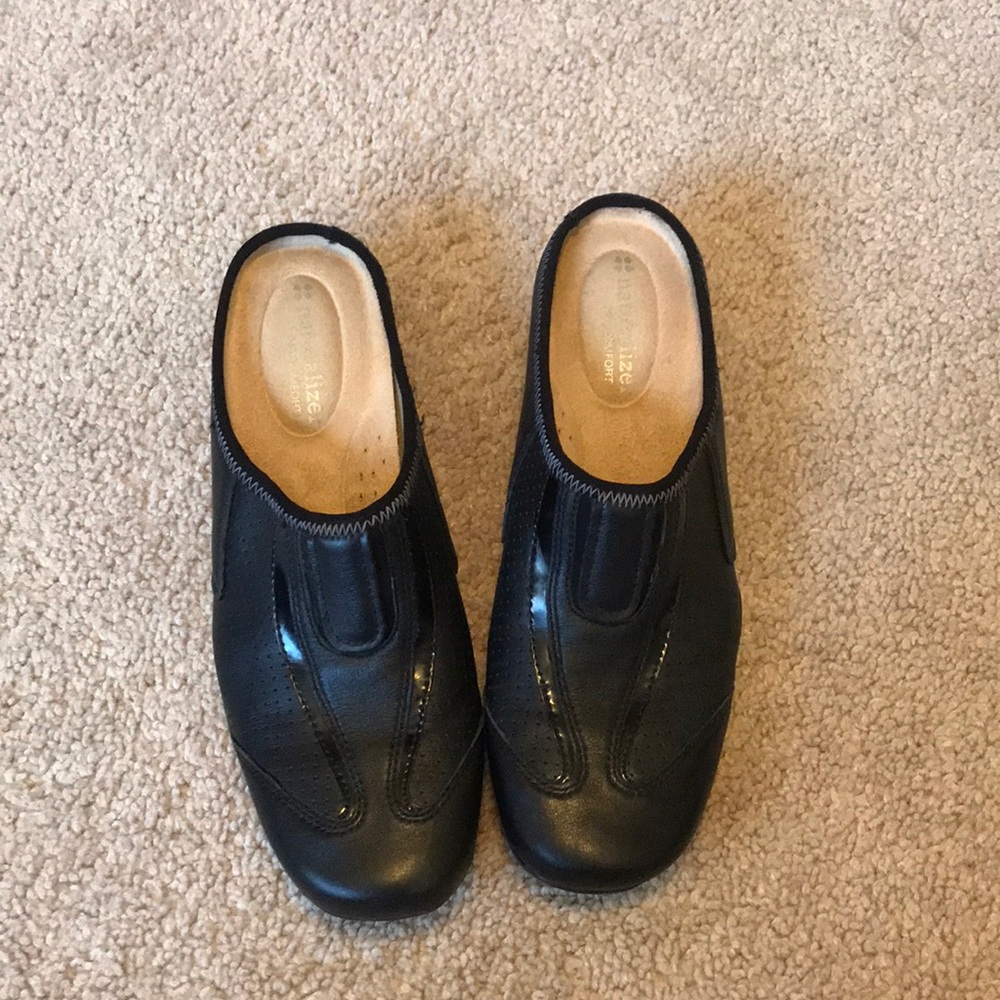 Naturalized comfort shoes